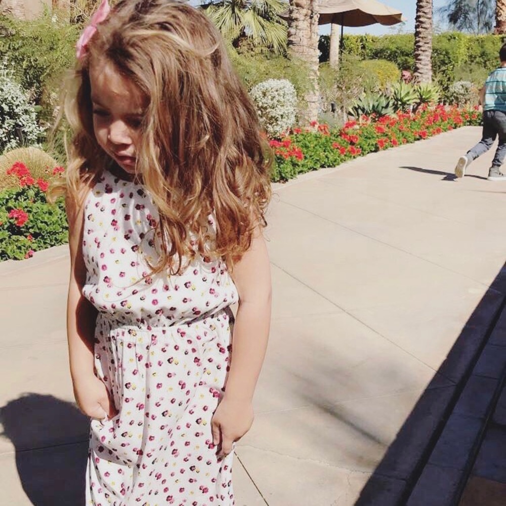 Girls dress